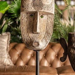 Figura Étnica en Color Natural